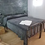 Portanova Oda ve Kahvaltı 4*