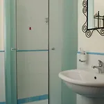 Portanova לינה וארוחת בוקר