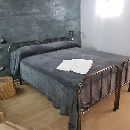 Portanova فندق مبيت وإفطار 4*