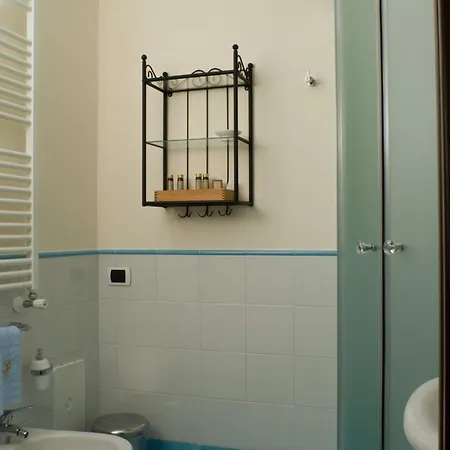 לינה וארוחת בוקר Portanova נאפולי