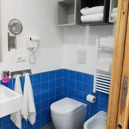 לינה וארוחת בוקר Portanova נאפולי